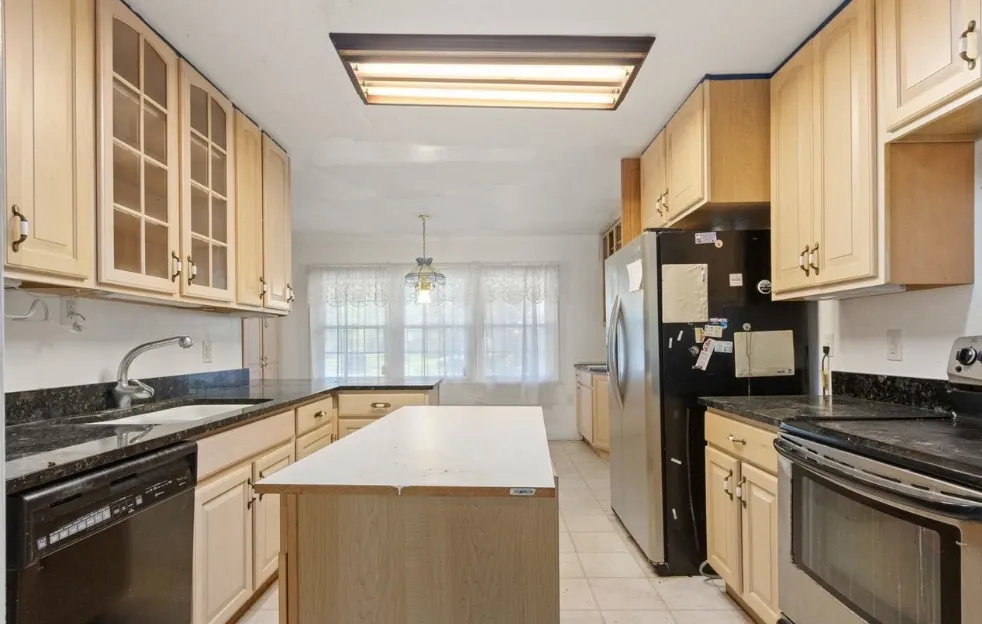 Before - Kitchen remodel in Alexandria, VA