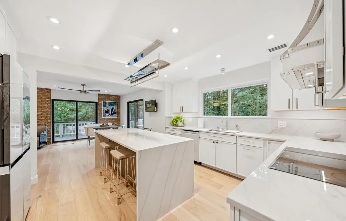 Kitchen & laundry cabinet supply in Oakton, VA by Kitchen Design Center