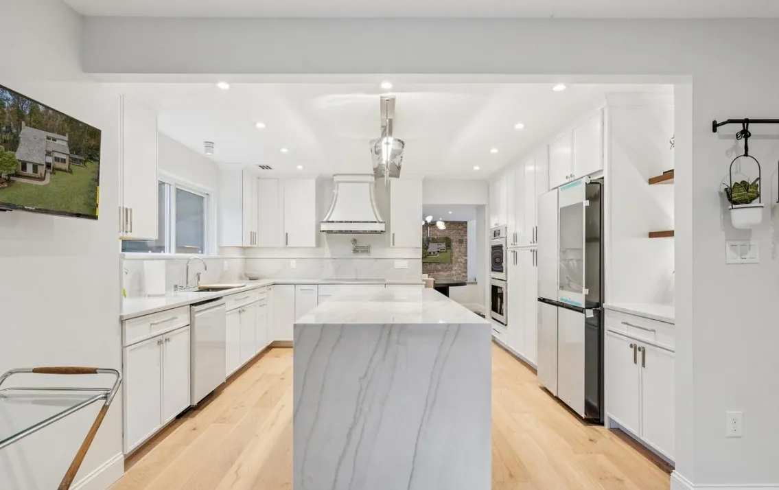 Kitchen & laundry cabinet supply in Oakton, VA by Kitchen Design Center — view 3