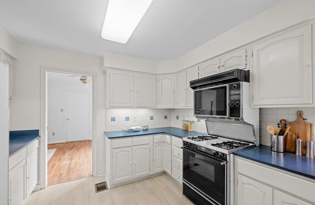 Before - Kitchen & primary bathroom remodel in Arlington, VA