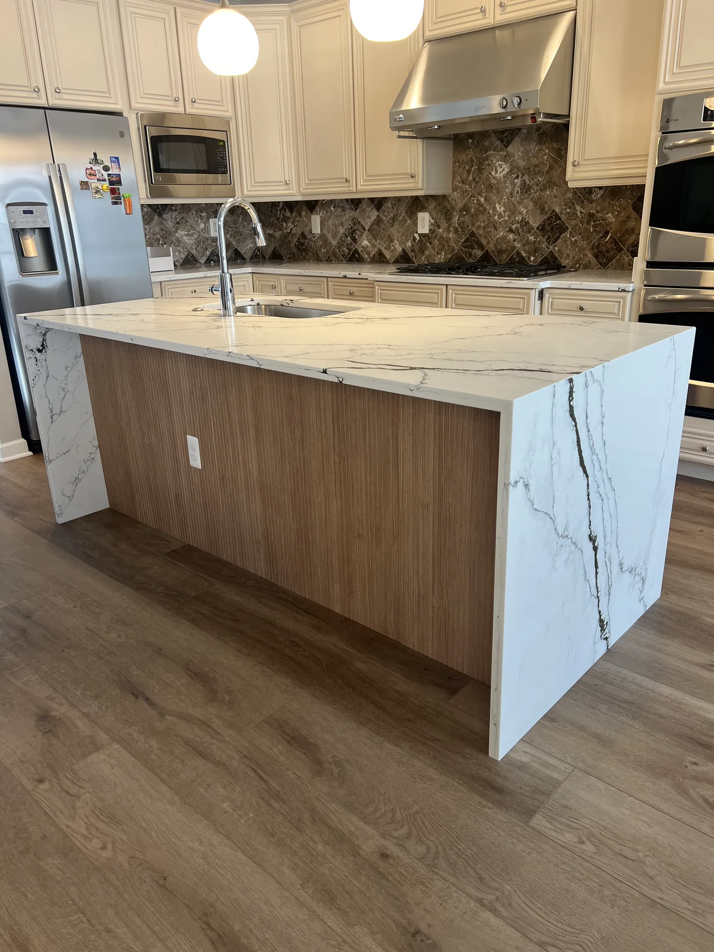 Kitchen countertops in Fairfax, VA by Kitchen Design Center — view 2
